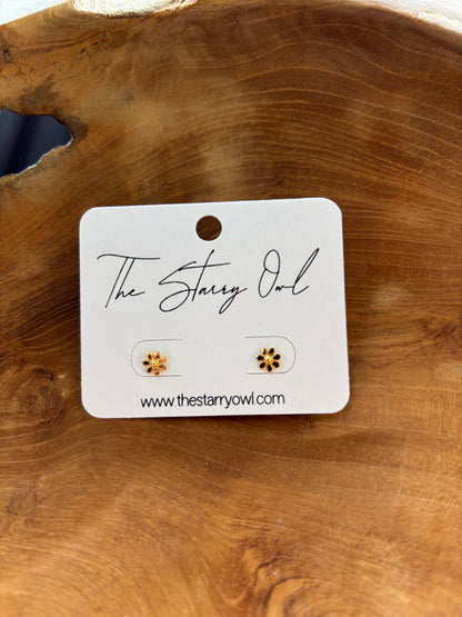 Mini Flower Studs in Silver or Gold