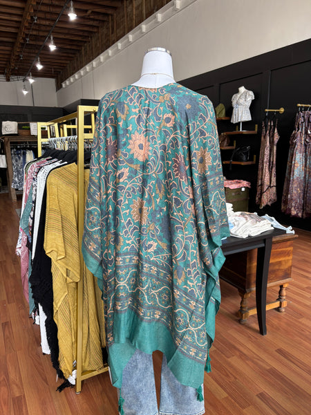 Tapestry Tassel Kimono