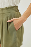 Linen Blend Pleated Shorts Green