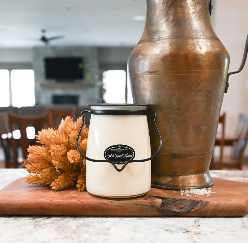 Milkhouse Candle Co - Salted Caramel Pistachio