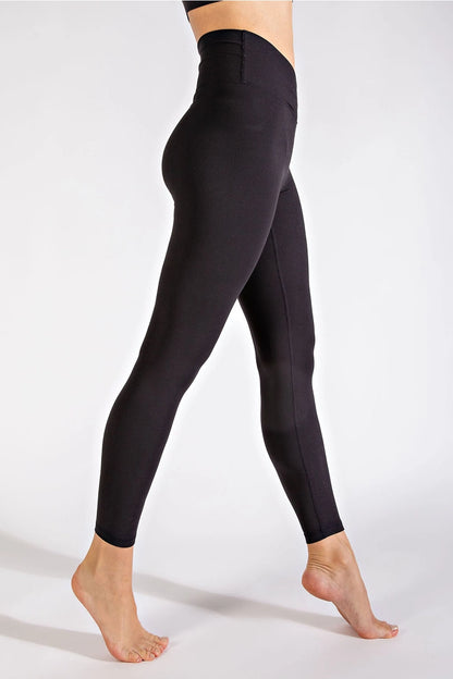V-Front Leggings - Black
