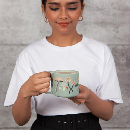 Far And Away Midi Mug