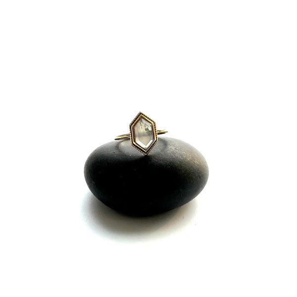 Solitiare Moonstone Ring Gold