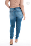 The Essentail High Rise Jeans - Plus