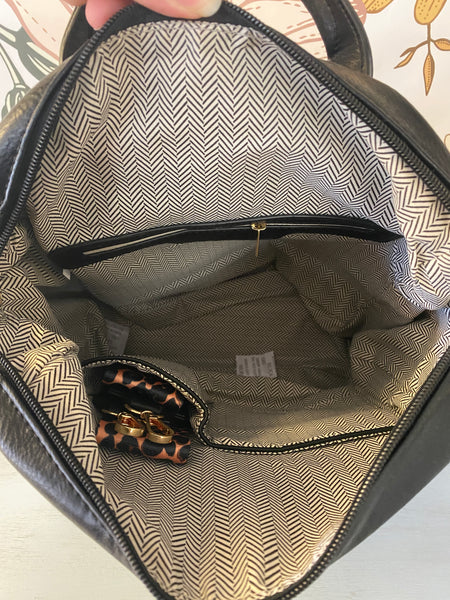 Amelia Convertible Bag in Black or Lavender